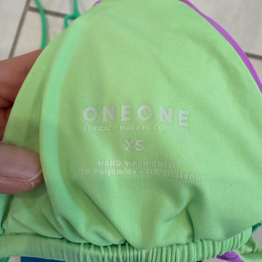 OneOne Bikini Set, size XS - Picture 3 of 4